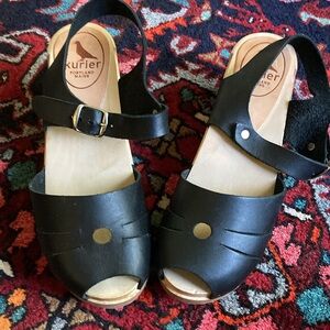 Kurier Luna Mid-Heel Clogs 39